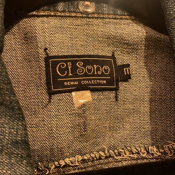 Size Medium Disressed Jean Jacket with Fabric Sleeves - Picture 2 of 2